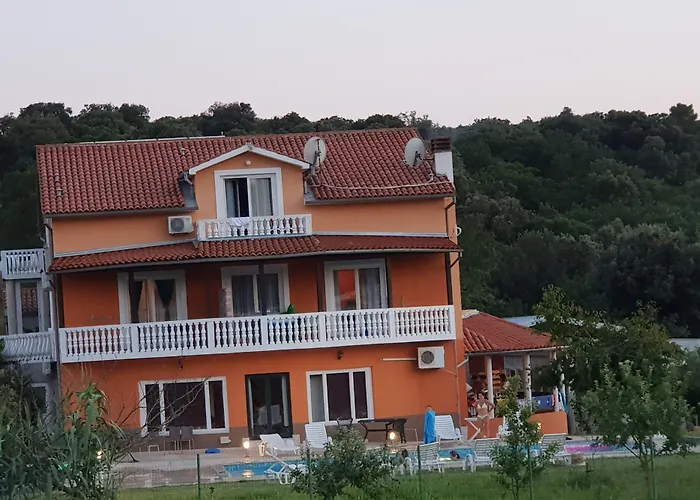 Seherzada Pula