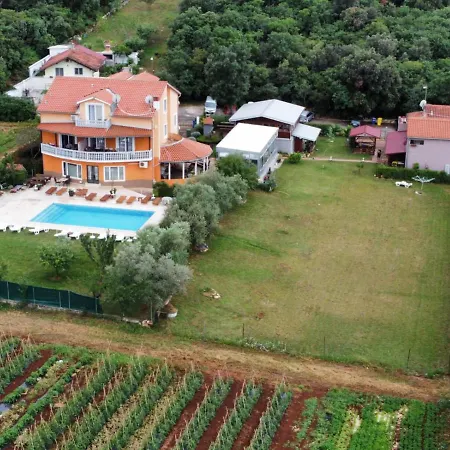Seherzada Apartmán Pula