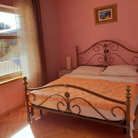 Lägenhet Seherzada Pula