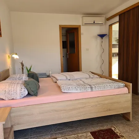 Seherzada Apartman Póla